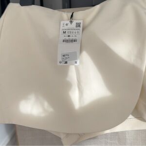 Zara cream skirt
